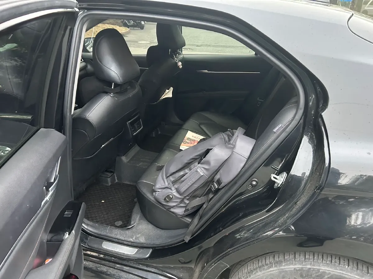 2021 Toyota Camry 2.0L 178HP L4 CVT,autocango,china used car exporter,china ev exporter,chinese used car exporter,chinese used ev exporter