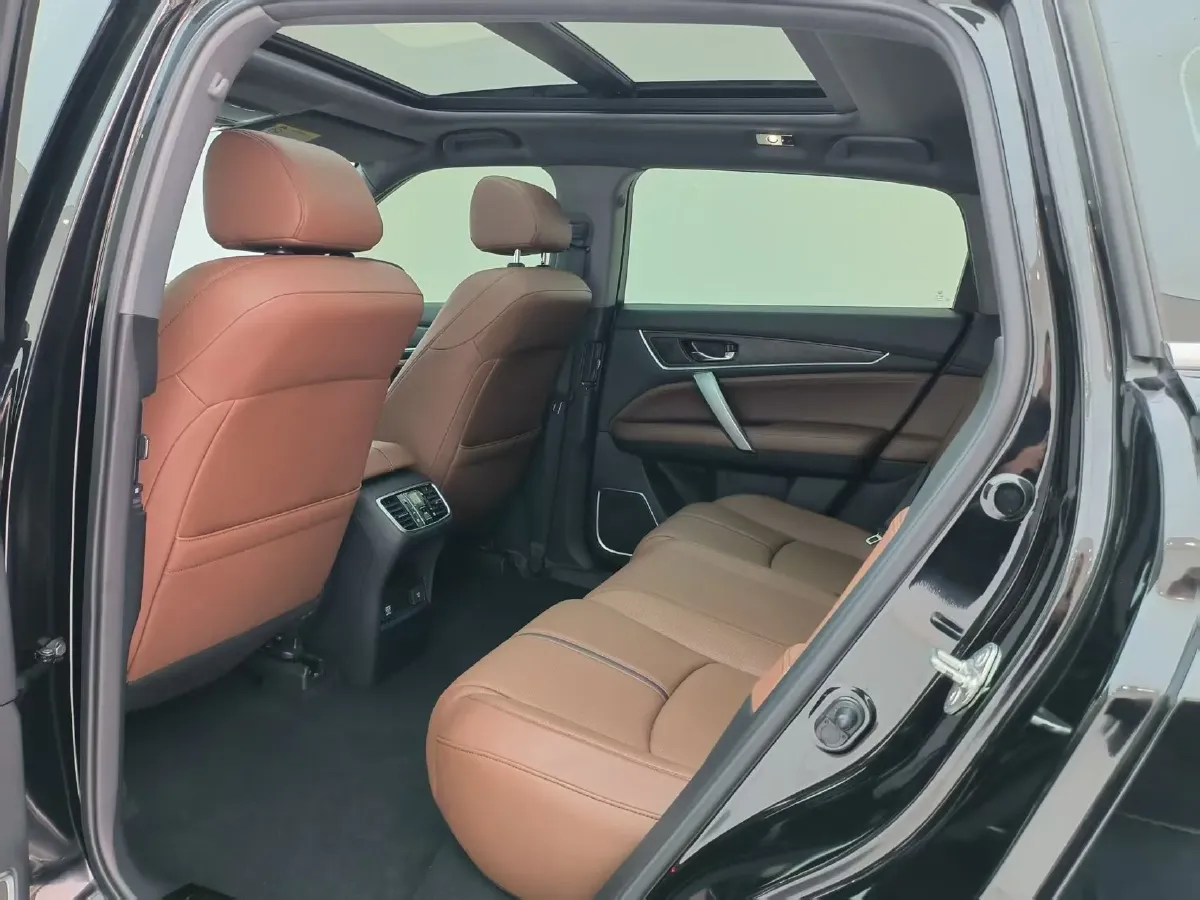 2020 Honda UR-V 2.0T 272HP L4 9AT,autocango,china used car exporter,china ev exporter,chinese used car exporter,chinese used ev exporter