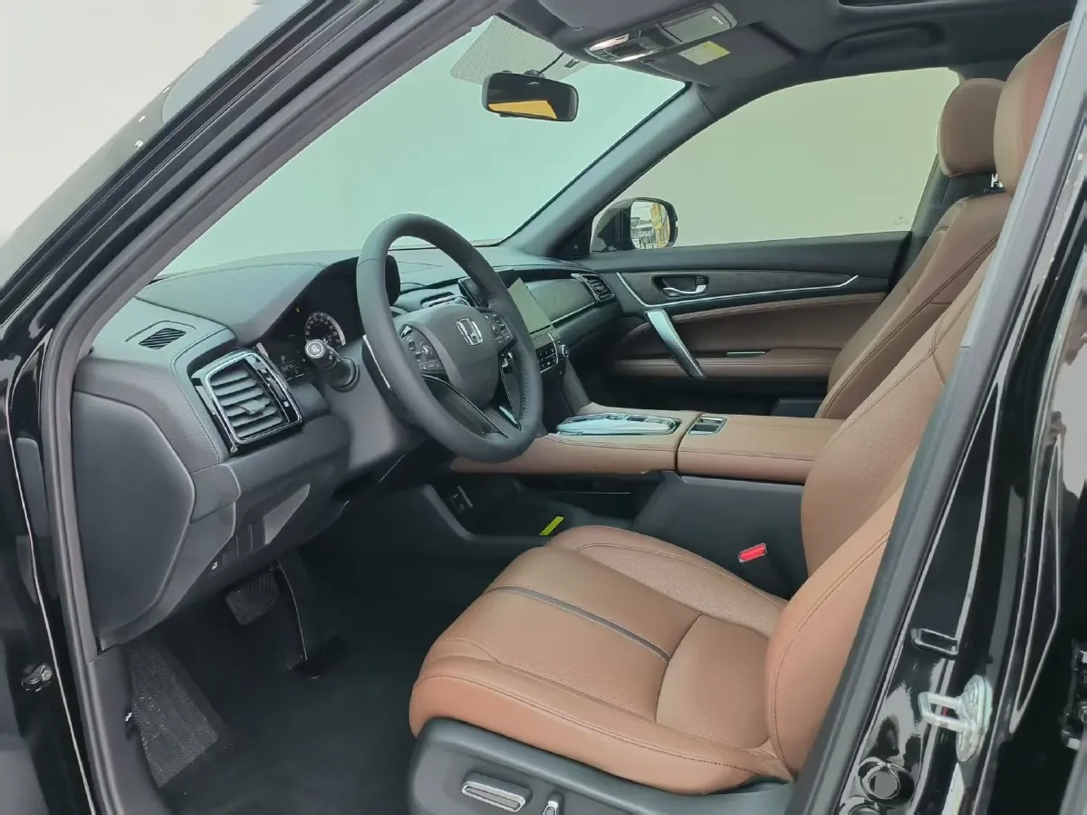 2020 Honda UR-V 2.0T 272HP L4 9AT,autocango,china used car exporter,china ev exporter,chinese used car exporter,chinese used ev exporter