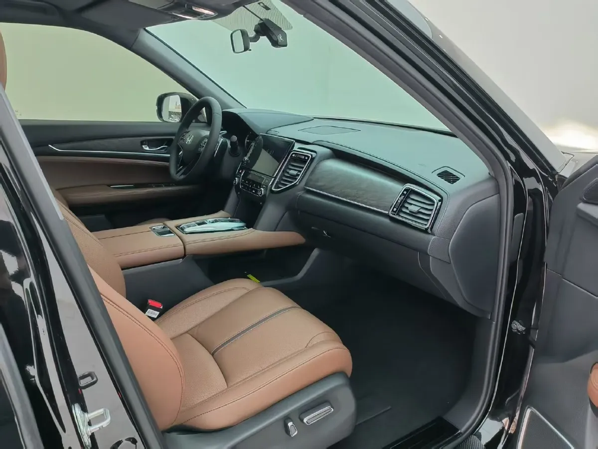 2020 Honda UR-V 2.0T 272HP L4 9AT,autocango,china used car exporter,china ev exporter,chinese used car exporter,chinese used ev exporter