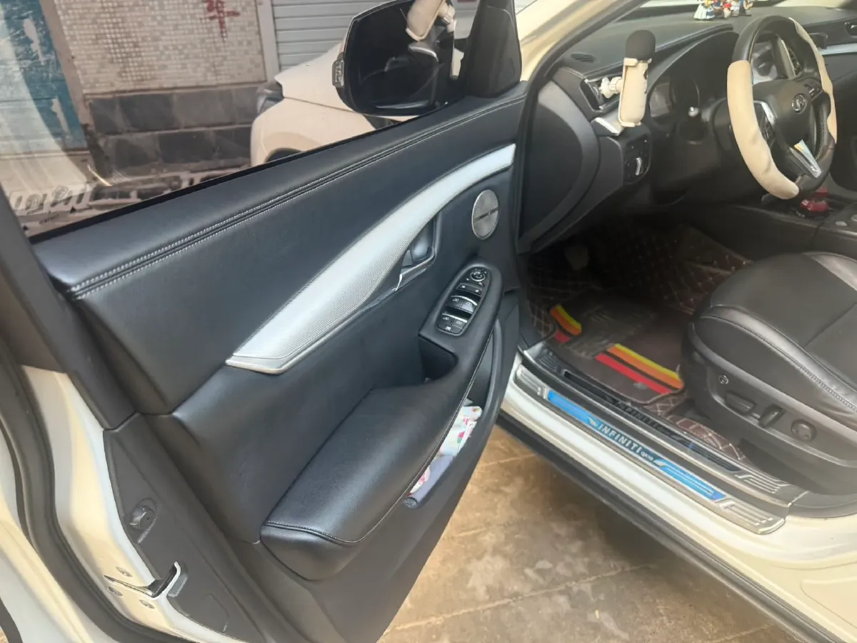 2018 Mitsubishi Pajero 3.0L 174HP V6 5AT,autocango,china used car exporter,china ev exporter,chinese used car exporter,chinese used ev exporter