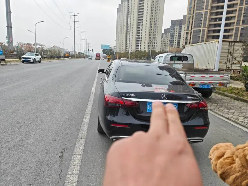 2023 Mercedes-Benz E Class 2.0T 258HP L4 9AT,autocango,china used car exporter,china ev exporter,chinese used car exporter,chinese used ev exporter