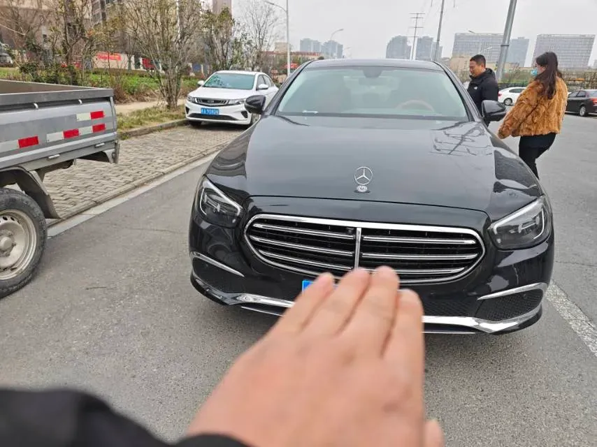 2023 Mercedes-Benz E Class 2.0T 258HP L4 9AT,autocango,china used car exporter,china ev exporter,chinese used car exporter,chinese used ev exporter