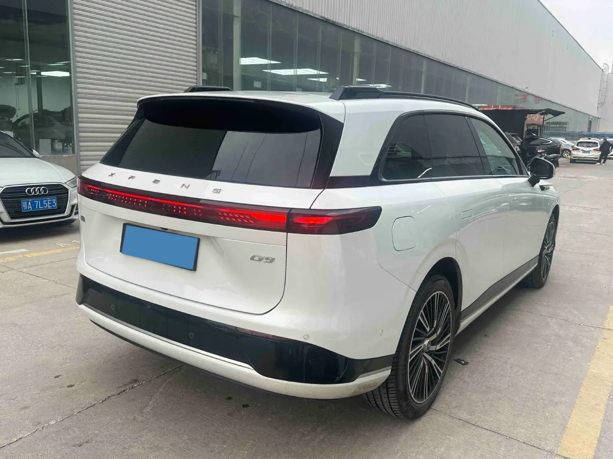 2024 Xpeng G9 BEV 78.2KWH,autocango,china used car exporter,china ev exporter,chinese used car exporter,chinese used ev exporter