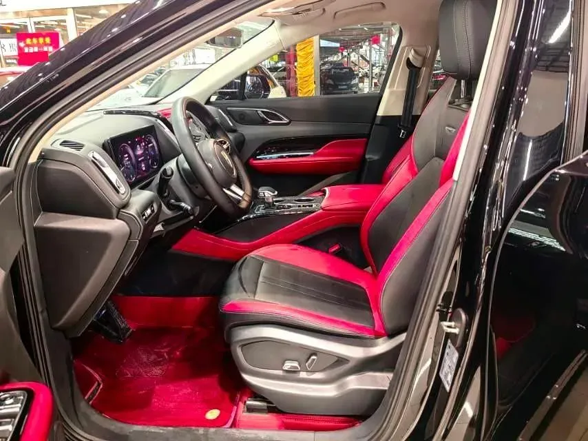 2023 HongQi HS3 1.5T 169HP L4 7DCT,autocango,china used car exporter,china ev exporter,chinese used car exporter,chinese used ev exporter