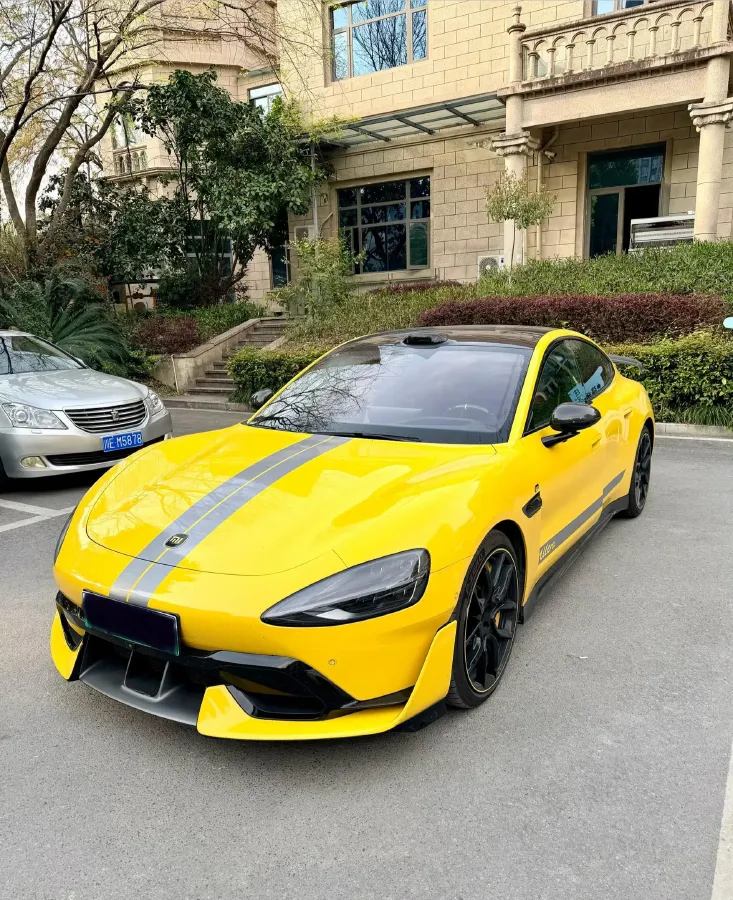 2025 MI SU7 Ultra BEV 93.7KWH,autocango,china used car exporter,china ev exporter,chinese used car exporter,chinese used ev exporter