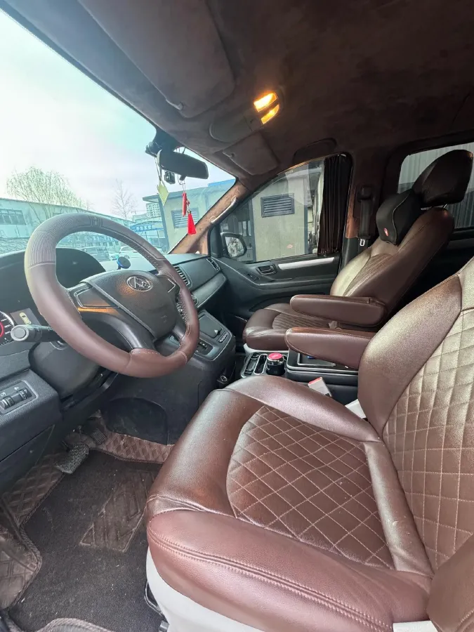 2016 MAXUS G10 2.0T 224HP L4 6AT,autocango,china used car exporter,china ev exporter,chinese used car exporter,chinese used ev exporter