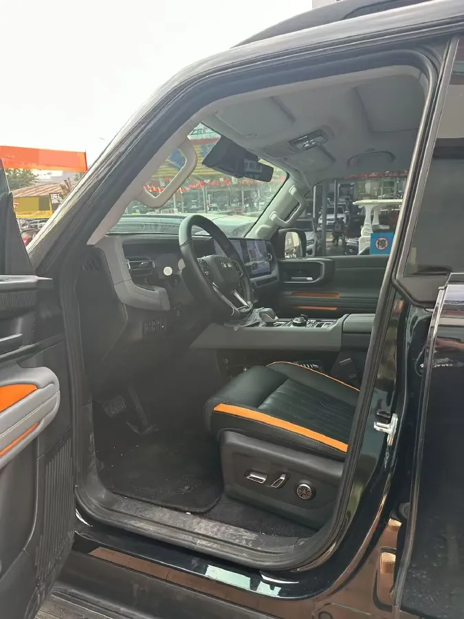 2025 Beijing BJ40 REEV REEV 188HP REEV 40.3KWH,autocango,china used car exporter,china ev exporter,chinese used car exporter,chinese used ev exporter