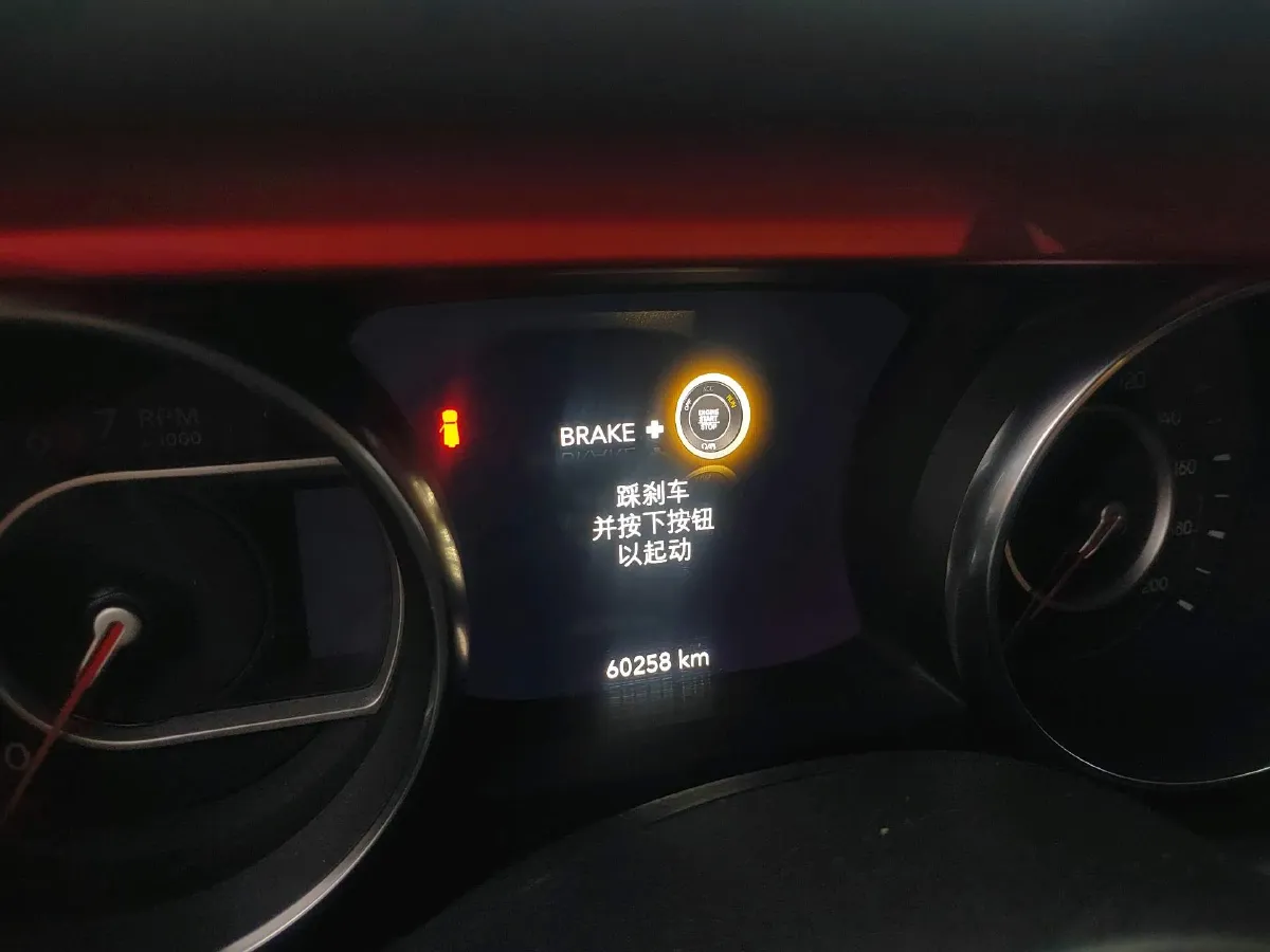 2019 Jeep Wrangler 2.0T 266HP L4 8AT,autocango,china used car exporter,china ev exporter,chinese used car exporter,chinese used ev exporter