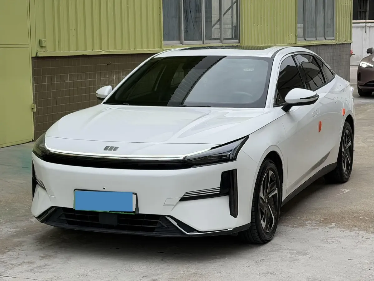 2023 Geely Galaxy L6 1.5T 163HP L4 3DHT PHEV,autocango,china used car exporter,china ev exporter,chinese used car exporter,chinese used ev exporter