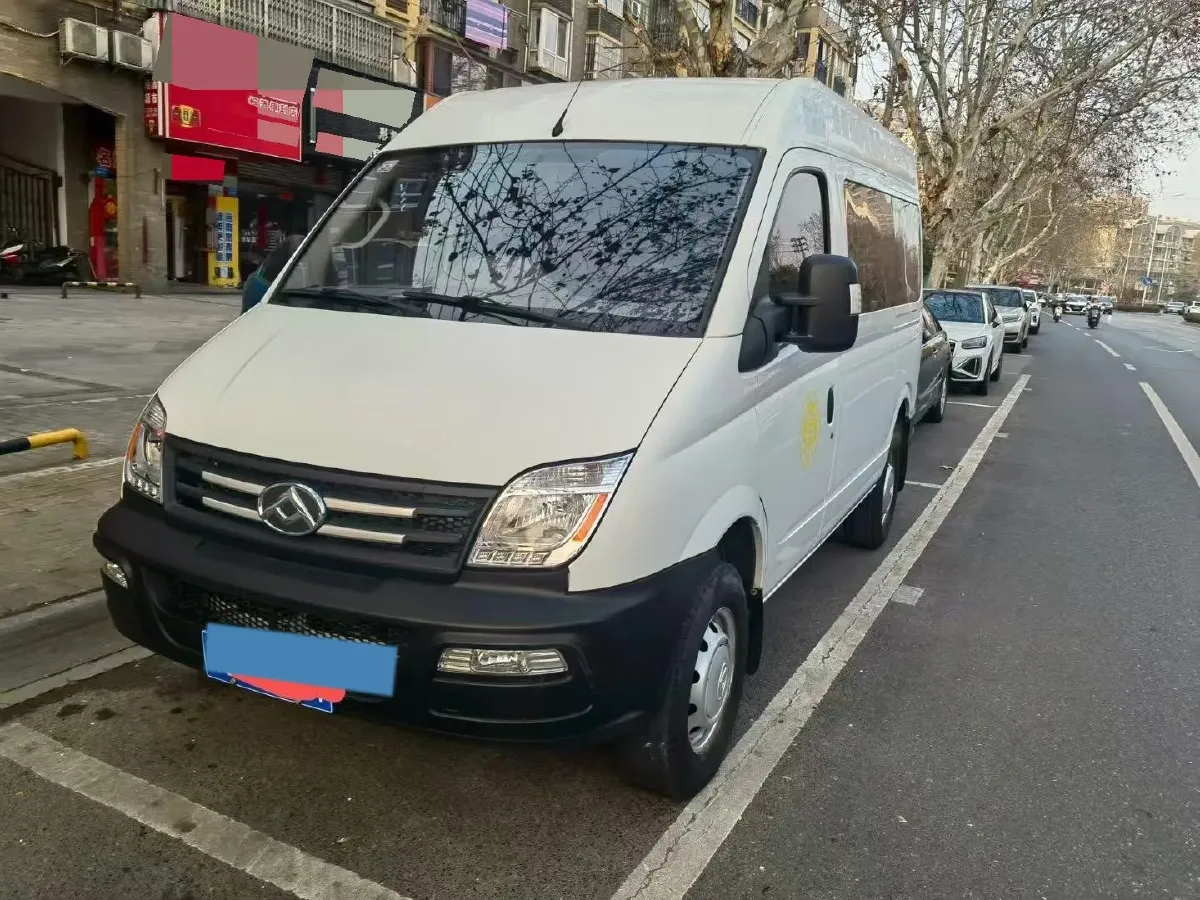 2020 MAXUS XinTu V80 2.5T 136HP L4 6MT,autocango,china used car exporter,china ev exporter,chinese used car exporter,chinese used ev exporter