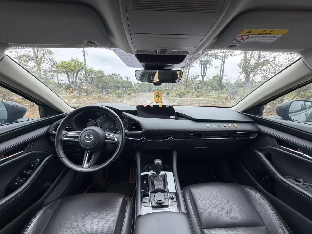 2021 Mazda 3 Axela 2.0L 158HP L4 6AT,autocango,china used car exporter,china ev exporter,chinese used car exporter,chinese used ev exporter