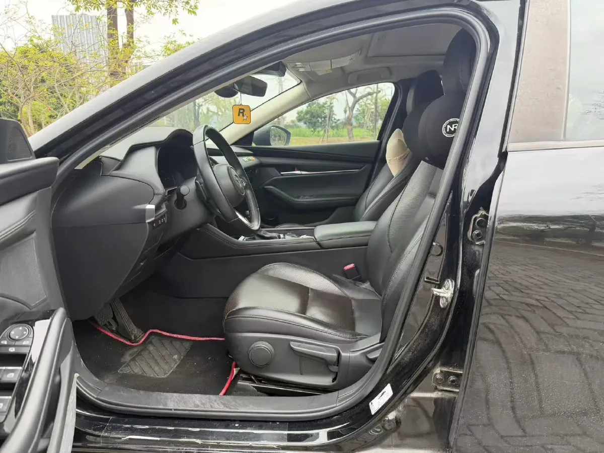 2021 Mazda 3 Axela 2.0L 158HP L4 6AT,autocango,china used car exporter,china ev exporter,chinese used car exporter,chinese used ev exporter