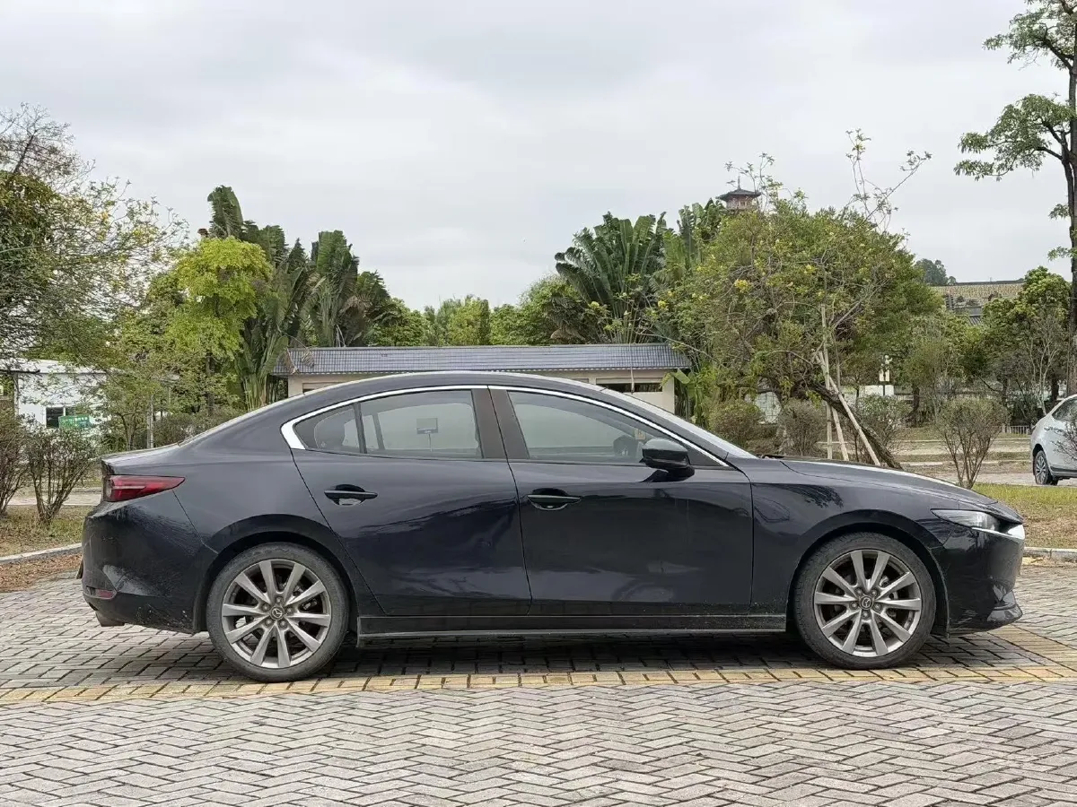 2021 Mazda 3 Axela 2.0L 158HP L4 6AT,autocango,china used car exporter,china ev exporter,chinese used car exporter,chinese used ev exporter