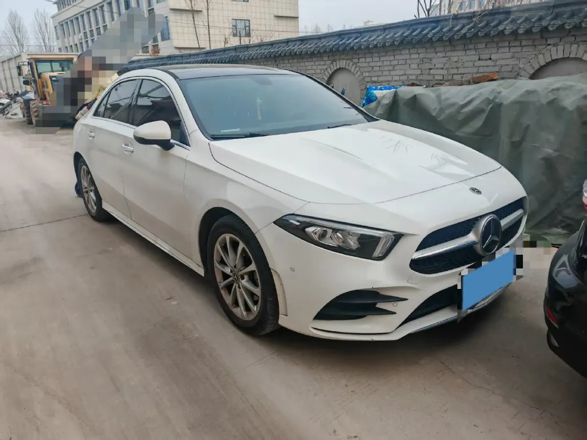 2021 Mercedes-Benz A Class 1.3T 163HP L4 7DCT,autocango,china used car exporter,china ev exporter,chinese used car exporter,chinese used ev exporter