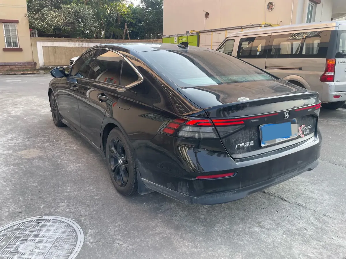 2025 Honda Accord 1.5T 192HP L4 CVT,autocango,china used car exporter,china ev exporter,chinese used car exporter,chinese used ev exporter