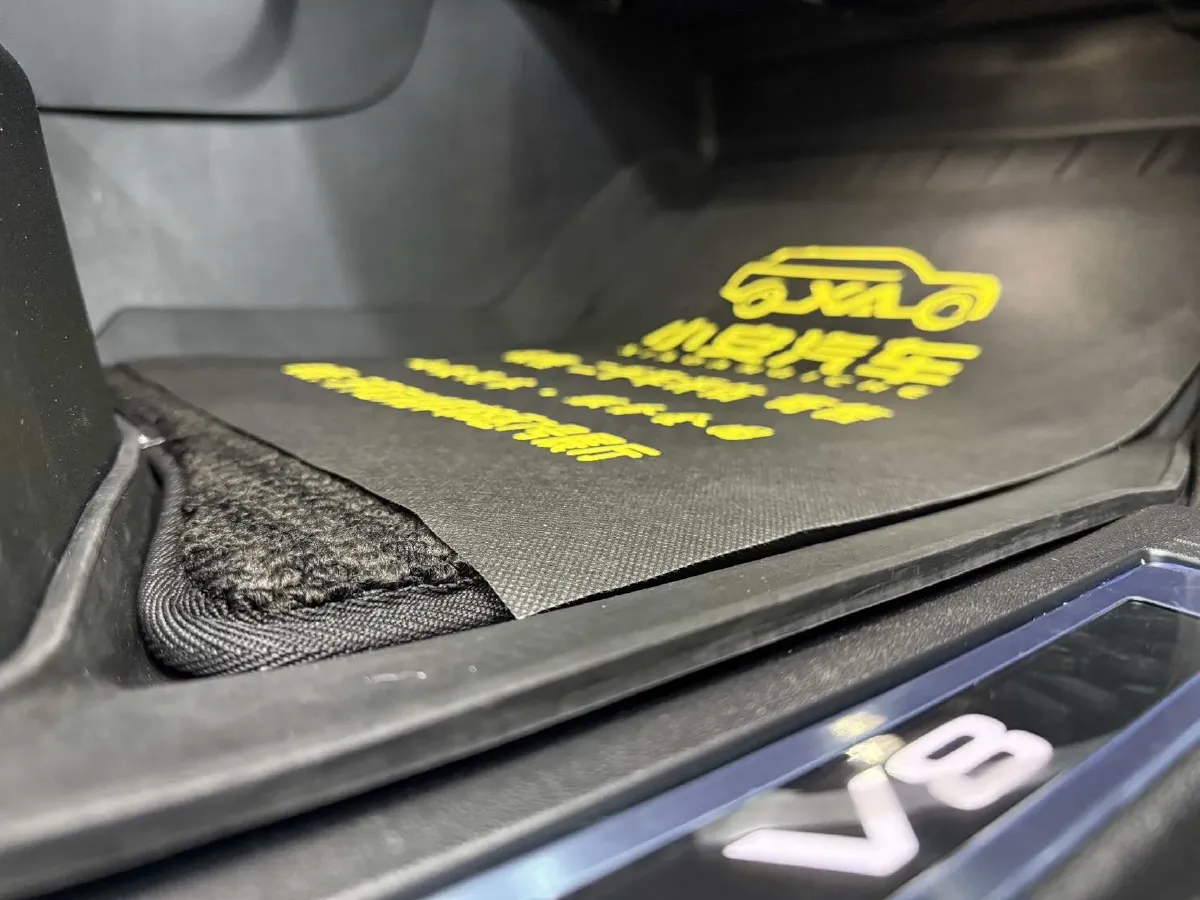 2023 Land Rover Defender 5.0T 525HP V8 8AT,autocango,china used car exporter,china ev exporter,chinese used car exporter,chinese used ev exporter