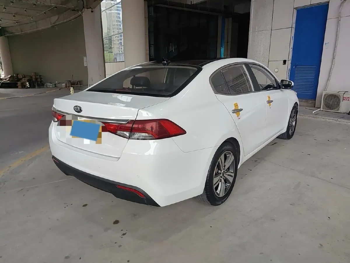 2017 Kia Cachet 1.8L 143HP L4 6AT,autocango,china used car exporter,china ev exporter,chinese used car exporter,chinese used ev exporter