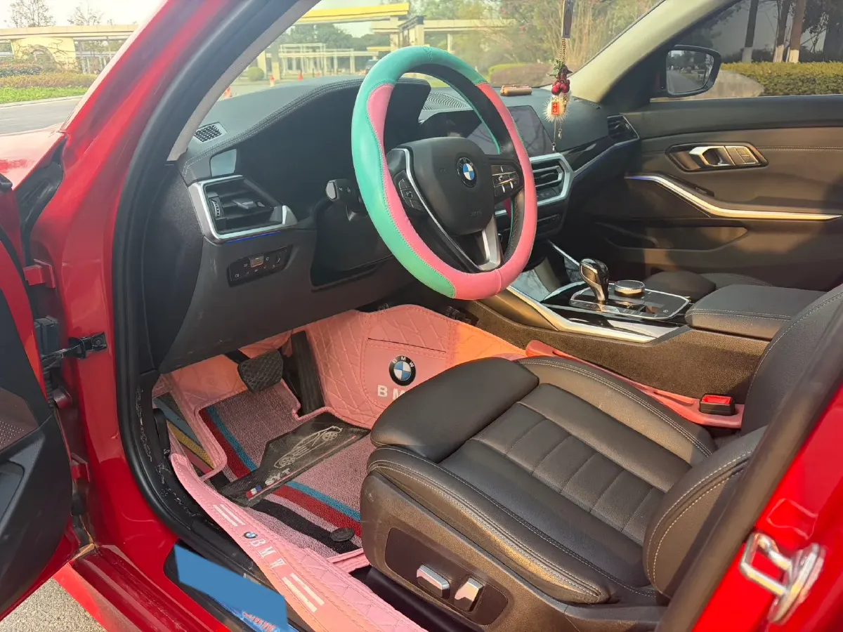 2020 BMW 3 Series 2.0T 184HP L4 8AT,autocango,china used car exporter,china ev exporter,chinese used car exporter,chinese used ev exporter