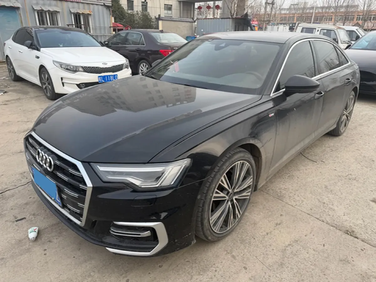 2023 Audi A6L 2.0T 245HP L4 7DCT,autocango,china used car exporter,china ev exporter,chinese used car exporter,chinese used ev exporter