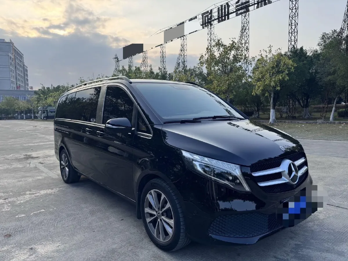 2021 Mercedes-Benz V Class 2.0T 211HP L4 9AT,autocango,china used car exporter,china ev exporter,chinese used car exporter,chinese used ev exporter
