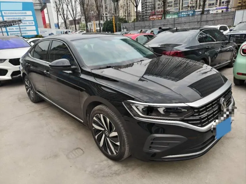 2024 Volkswagen Passat 2.0T 186HP L4 7DCT,autocango,china used car exporter,china ev exporter,chinese used car exporter,chinese used ev exporter