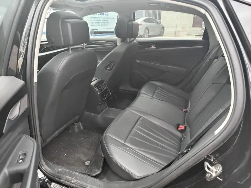 2024 Volkswagen Passat 2.0T 186HP L4 7DCT,autocango,china used car exporter,china ev exporter,chinese used car exporter,chinese used ev exporter