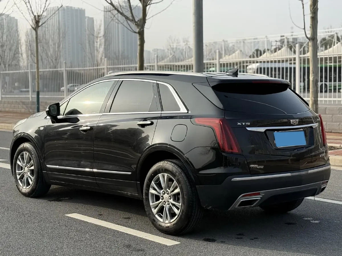 2021 Cadillac XT5 2.0T 237HP L4 9AT,autocango,china used car exporter,china ev exporter,chinese used car exporter,chinese used ev exporter
