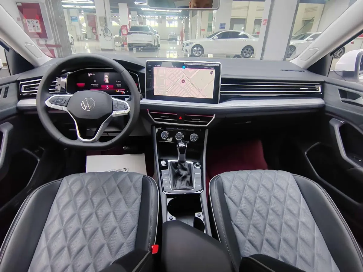 2025 Volkswagen Sagitar 1.5T 160HP L4 7DCT,autocango,china used car exporter,china ev exporter,chinese used car exporter,chinese used ev exporter