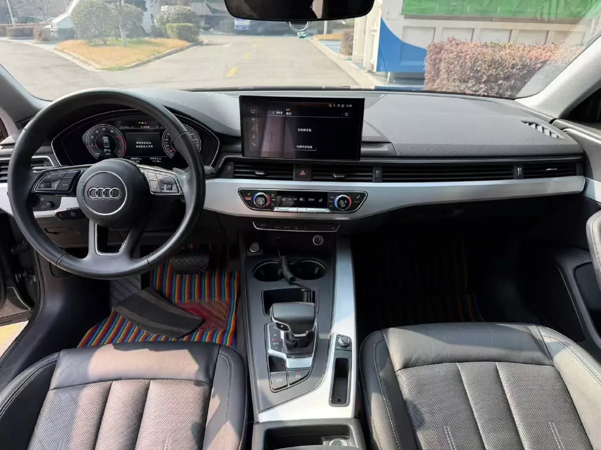 2020 Audi A4L 2.0T 190HP L4 7DCT,autocango,china used car exporter,china ev exporter,chinese used car exporter,chinese used ev exporter