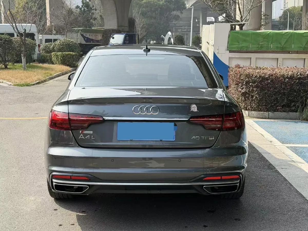 2020 Audi A4L 2.0T 190HP L4 7DCT,autocango,china used car exporter,china ev exporter,chinese used car exporter,chinese used ev exporter