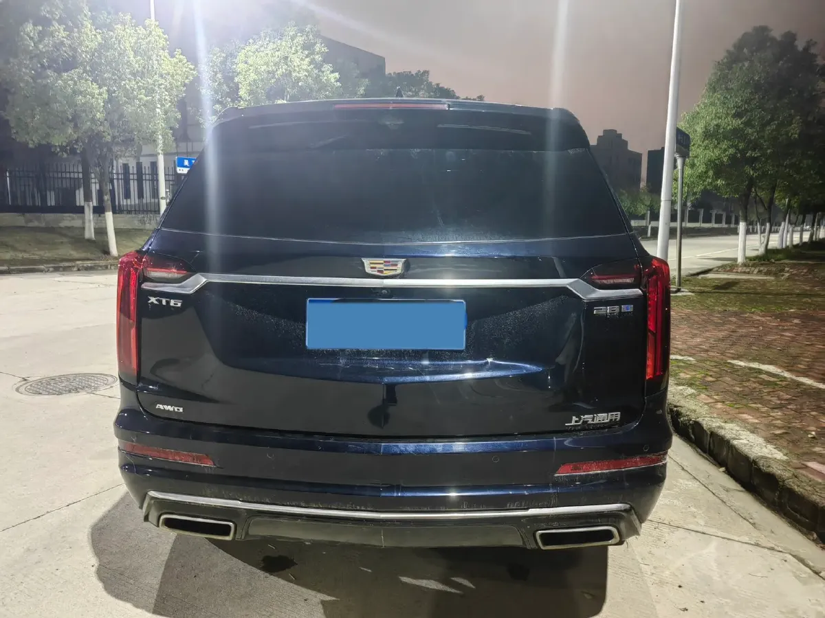 2022 Cadillac XT6 2.0T 237HP L4 9AT,autocango,china used car exporter,china ev exporter,chinese used car exporter,chinese used ev exporter