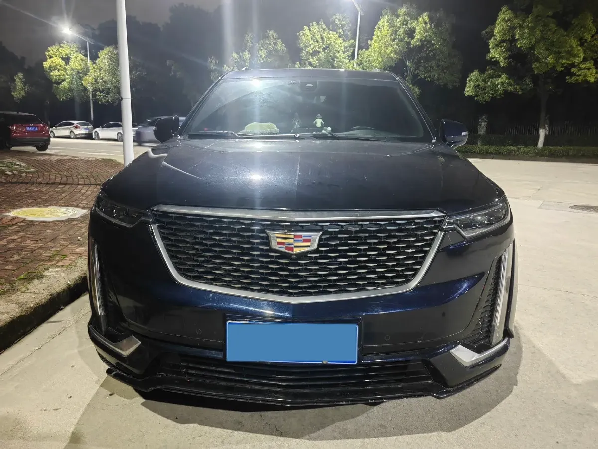 2022 Cadillac XT6 2.0T 237HP L4 9AT,autocango,china used car exporter,china ev exporter,chinese used car exporter,chinese used ev exporter