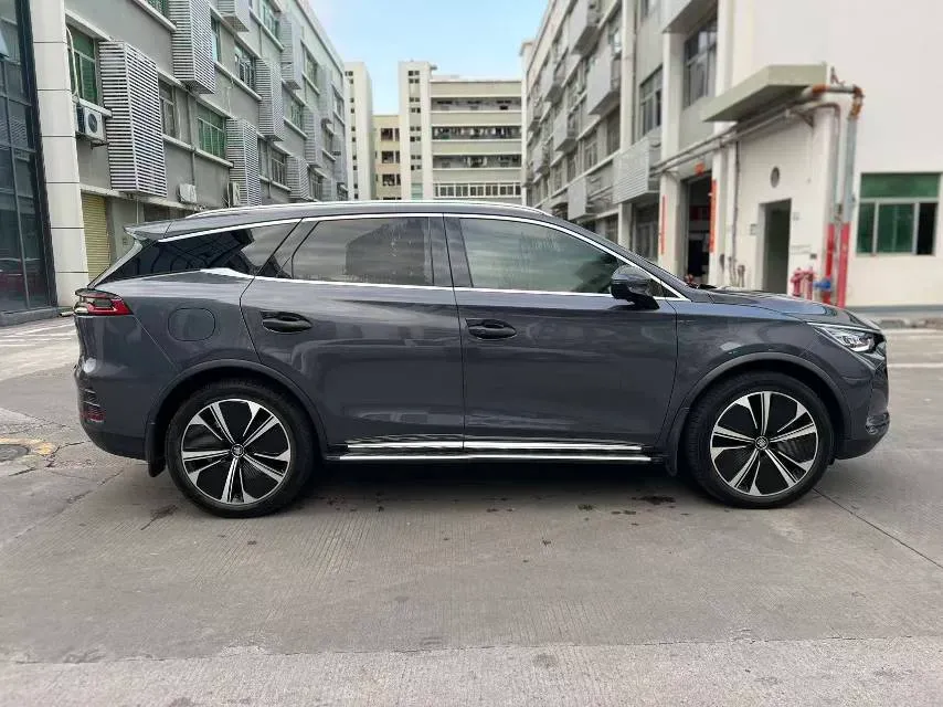 2022 Jeep Grand Commander 2.0T 265HP L4 9AT,autocango,china used car exporter,china ev exporter,chinese used car exporter,chinese used ev exporter