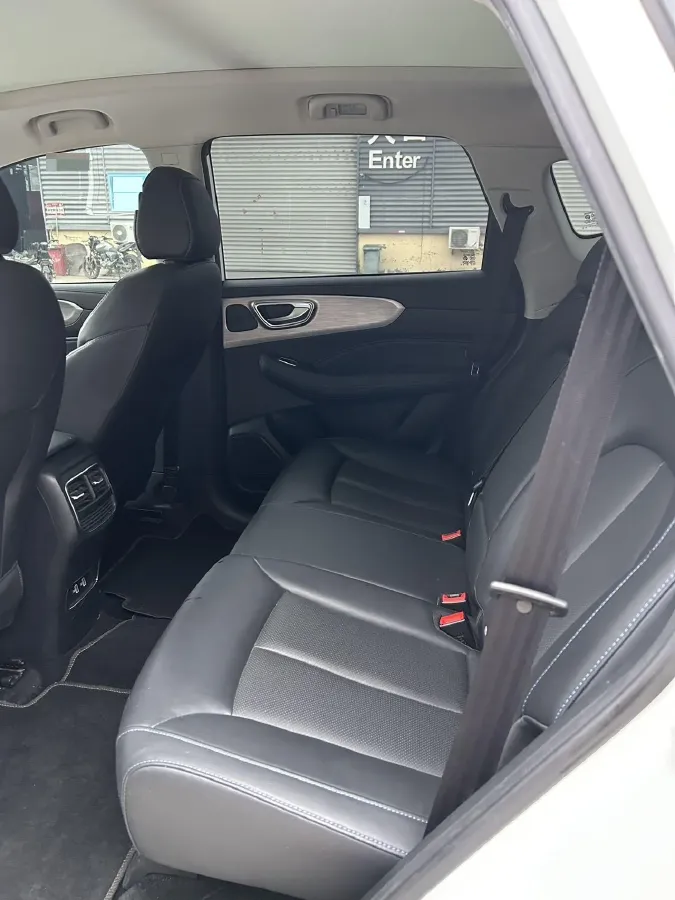 2023 Roewe RX5 1.5T 181HP L4 7DCT,autocango,china used car exporter,china ev exporter,chinese used car exporter,chinese used ev exporter