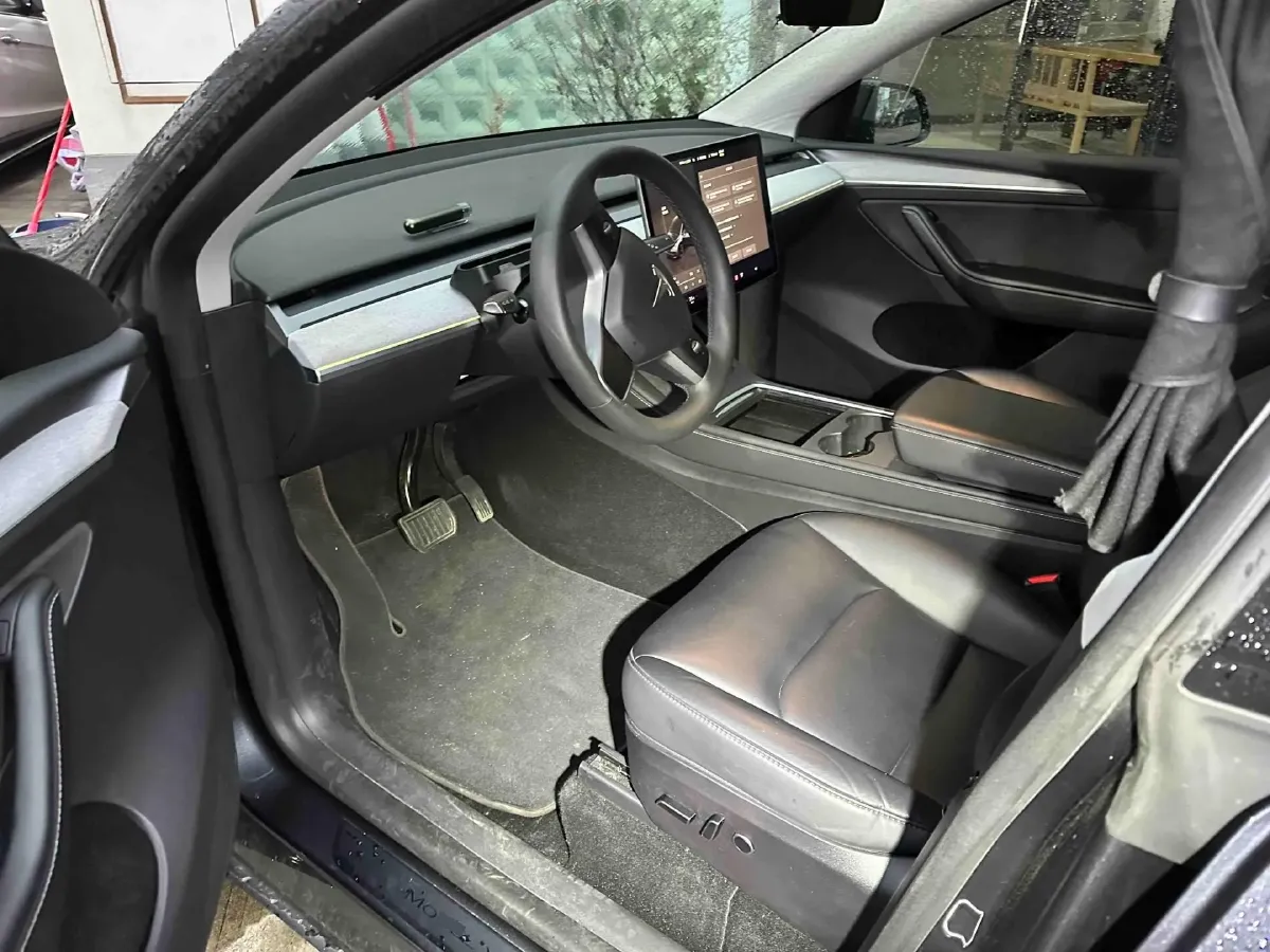 2024 Iveco OuSheng BEV 77.28KWH,autocango,china used car exporter,china ev exporter,chinese used car exporter,chinese used ev exporter