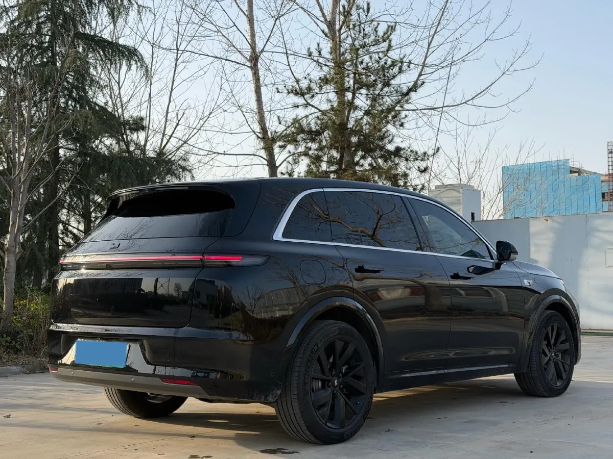 2023 Li L7 Range Extended 154HP REEV 40.9KWH,autocango,china used car exporter,china ev exporter,chinese used car exporter,chinese used ev exporter