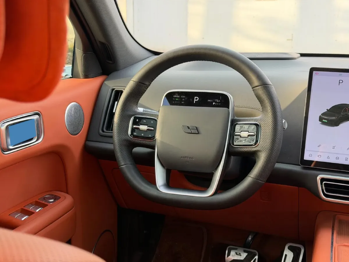 2023 Li L7 Range Extended 154HP REEV 40.9KWH,autocango,china used car exporter,china ev exporter,chinese used car exporter,chinese used ev exporter