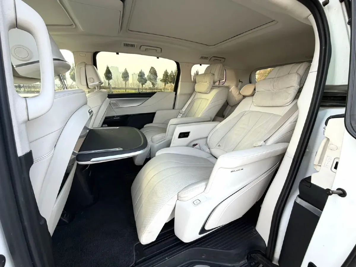 2024 Buick GL8 1.5T 180HP L4 2DHT PHEV 24.4KWH,autocango,china used car exporter,china ev exporter,chinese used car exporter,chinese used ev exporter