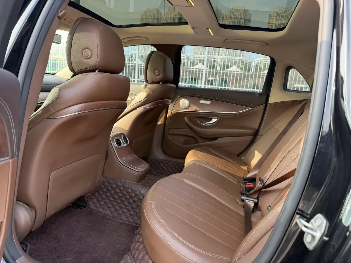 2022 Mercedes-Benz E Class 2.0T 197HP L4 9AT,autocango,china used car exporter,china ev exporter,chinese used car exporter,chinese used ev exporter