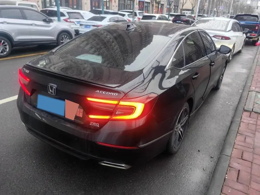 2022 Honda Accord 1.5T 194HP L4 CVT,autocango,china used car exporter,china ev exporter,chinese used car exporter,chinese used ev exporter