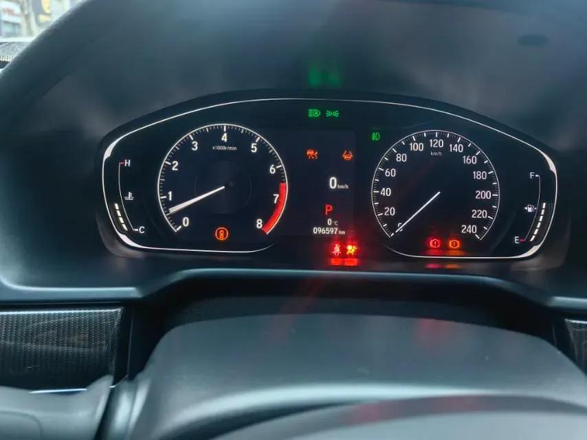 2022 Honda Accord 1.5T 194HP L4 CVT,autocango,china used car exporter,china ev exporter,chinese used car exporter,chinese used ev exporter