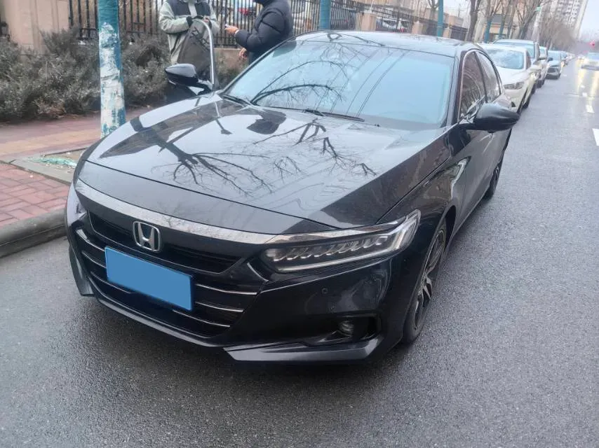 2022 Honda Accord 1.5T 194HP L4 CVT,autocango,china used car exporter,china ev exporter,chinese used car exporter,chinese used ev exporter