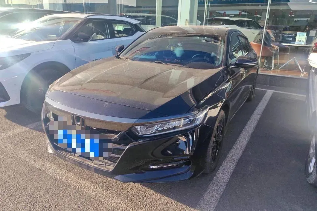 2021 Honda Accord 1.5T 194HP L4 CVT,autocango,china used car exporter,china ev exporter,chinese used car exporter,chinese used ev exporter
