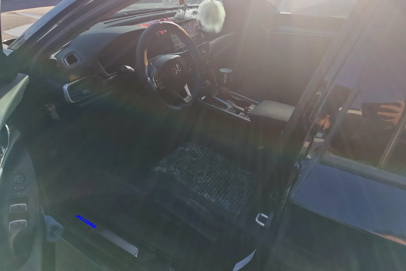 2021 Honda Accord 1.5T 194HP L4 CVT,autocango,china used car exporter,china ev exporter,chinese used car exporter,chinese used ev exporter