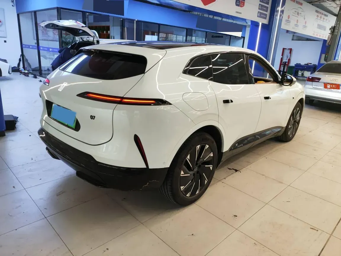 2024 Avatr 07 1.5T 156HP L4 REEV 39.05KWH,autocango,china used car exporter,china ev exporter,chinese used car exporter,chinese used ev exporter