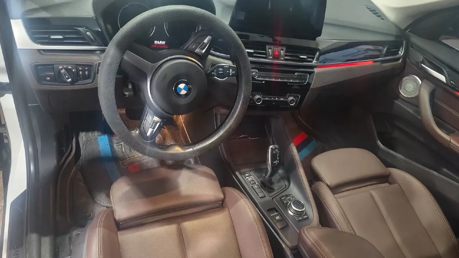 2022 BMW X1 2.0T 192HP L4 7DCT,autocango,china used car exporter,china ev exporter,chinese used car exporter,chinese used ev exporter