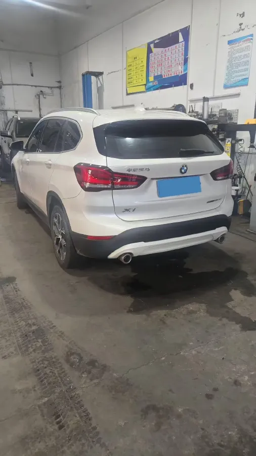2022 BMW X1 2.0T 192HP L4 7DCT,autocango,china used car exporter,china ev exporter,chinese used car exporter,chinese used ev exporter
