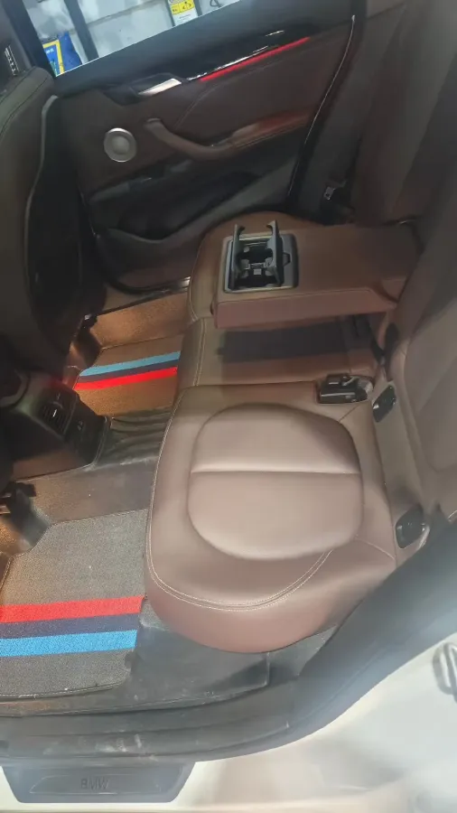 2022 BMW X1 2.0T 192HP L4 7DCT,autocango,china used car exporter,china ev exporter,chinese used car exporter,chinese used ev exporter