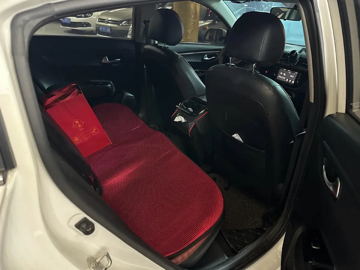 2017 Kia KX Cross 1.4L 100HP L4 6AT,autocango,china used car exporter,china ev exporter,chinese used car exporter,chinese used ev exporter